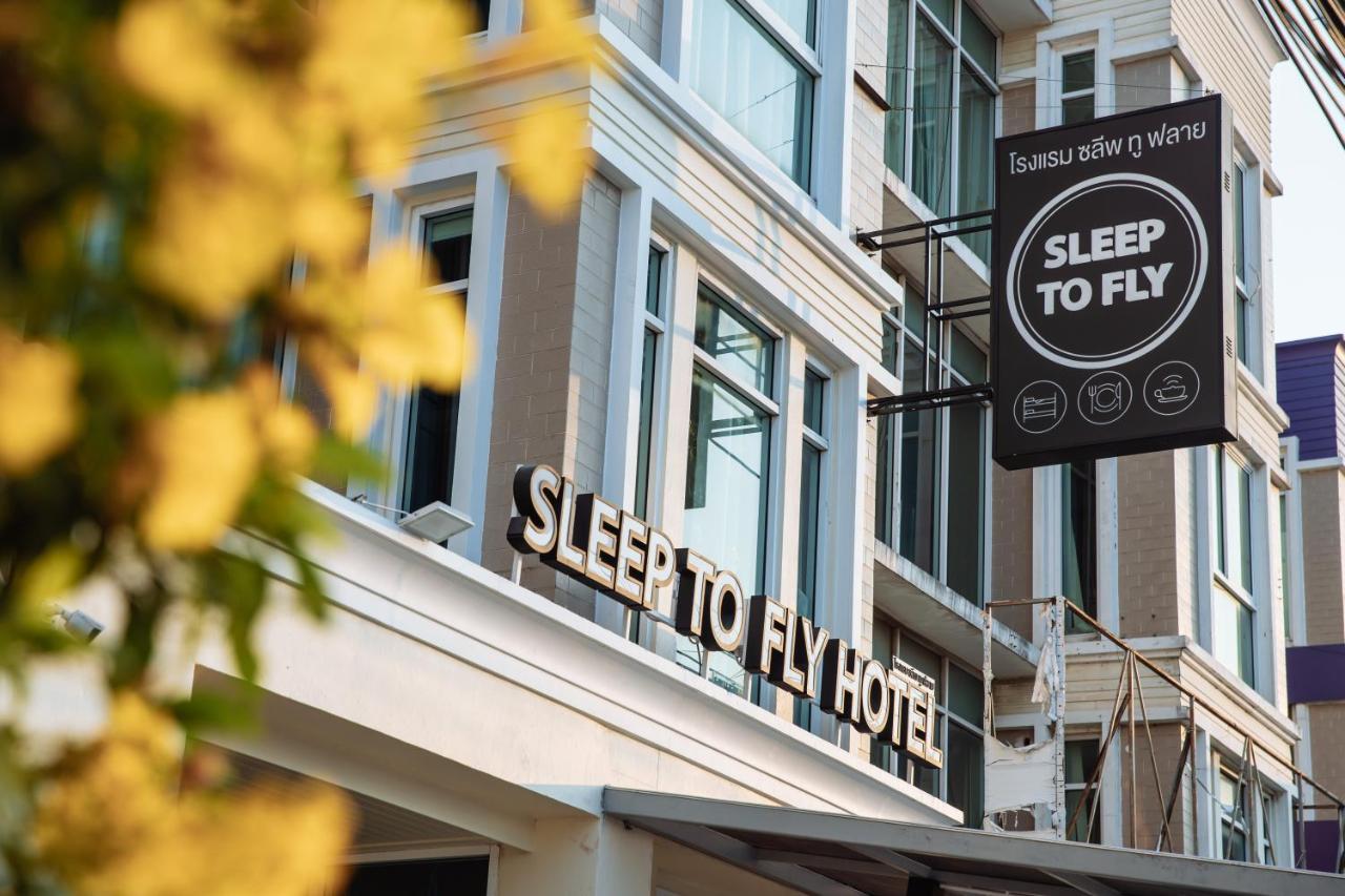 Sleep To Fly Hotel&Hostel Bangkok Buitenkant foto
