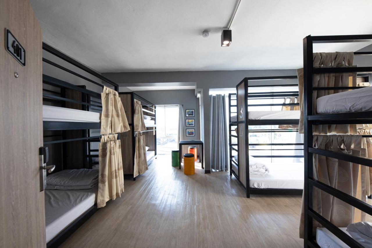 Sleep To Fly Hotel&Hostel Bangkok Buitenkant foto
